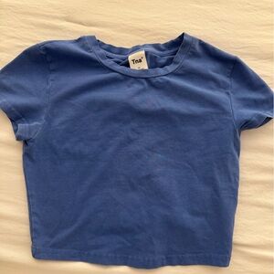 Aritzia tna cropped t shirt
